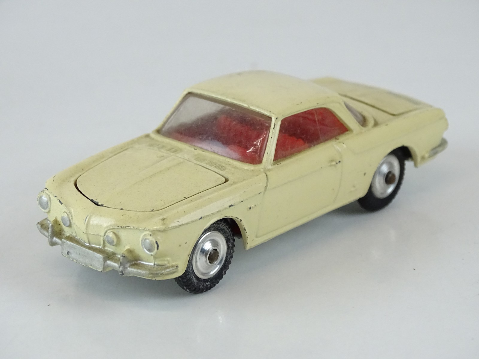 Lot 13 - A CORGI 239 Volkswagen 1500 Karmann Ghia in