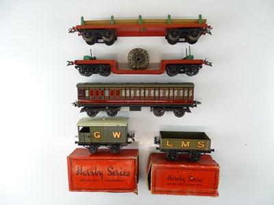 Lot 602 - A mixed group of HORNBY O gauge pre war...