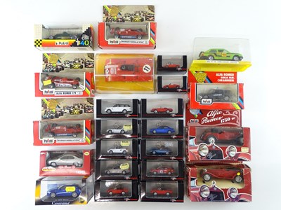 Lot 90 - A large quantity of 1:64 and 1:43 scale...