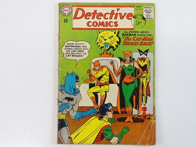 Lot 13 - DETECTIVE COMICS: BATMAN #318 - (1963 - DC -...
