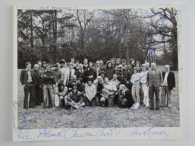 Lot 19 - A multi-signed black/white 10 x 8 photograph...
