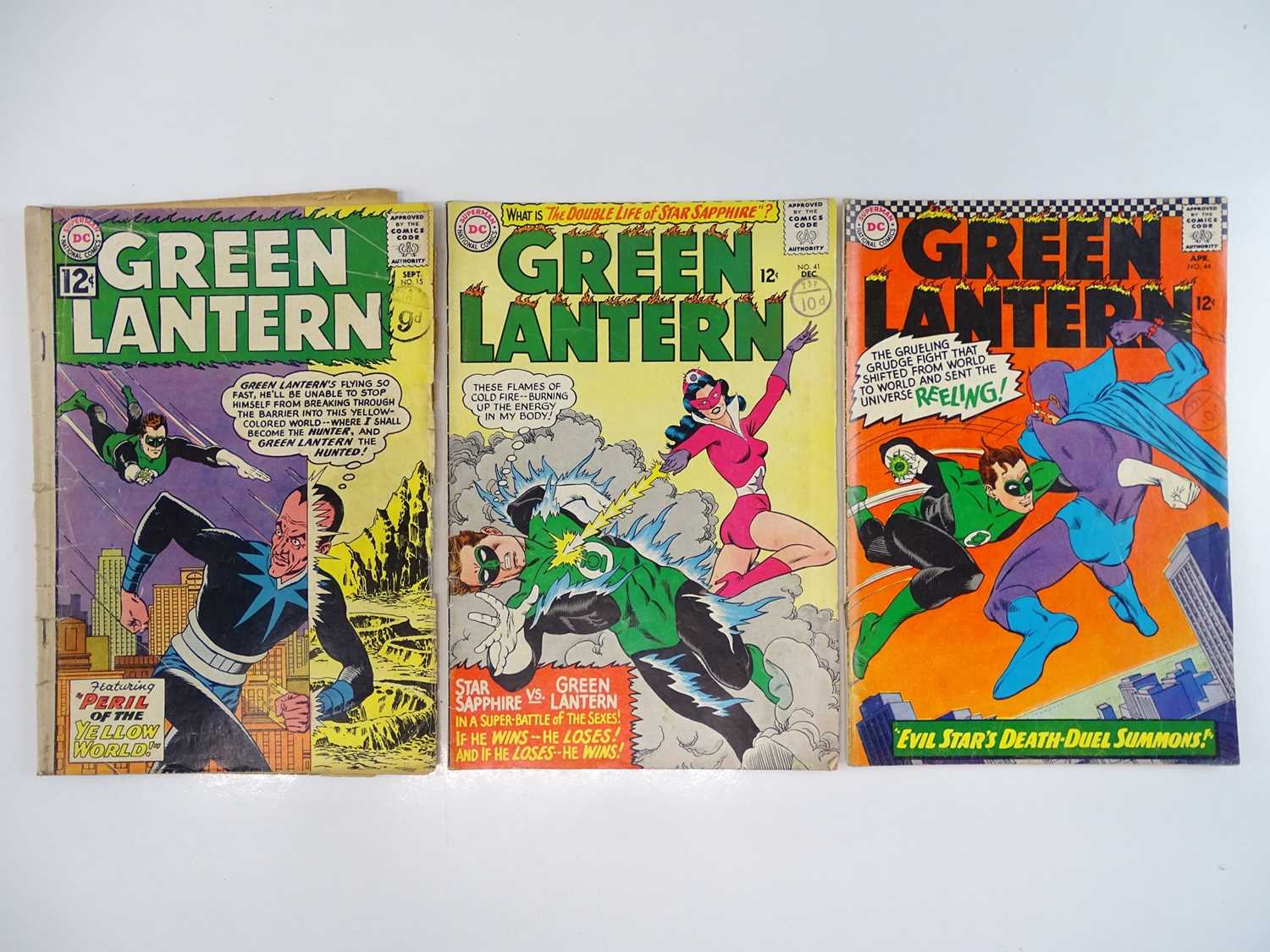 Lot 30 - GREEN LANTERN #15, 41, 44 - (3 in Lot) -...