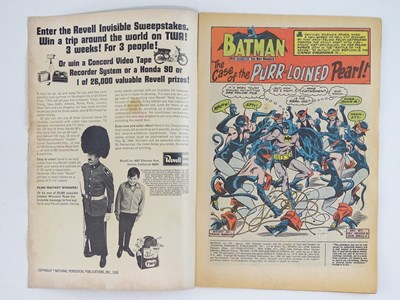 Lot 9 - BATMAN #210 - (1969 - DC - UK Cover Price) -...