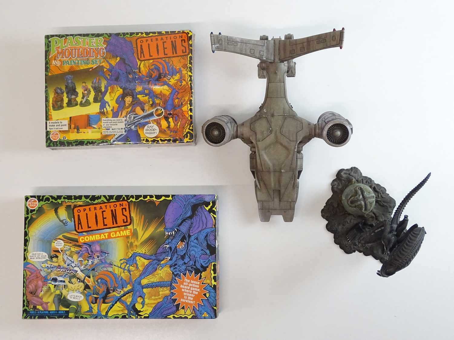 Lot 381 - ALIENS: A mixed group of promotional...