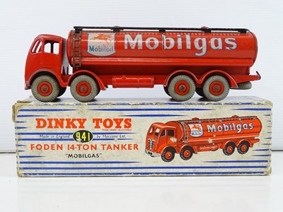 Lot 73 - A DINKY 941 Foden 14-ton tanker "Mobilgas",...