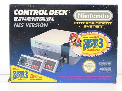 Lot 15 - Nintendo Entertainment System (NES) video game...