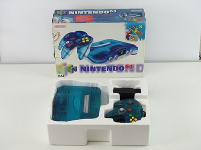 Lot 23 - Nintendo 64 console - Super Mario edition -...