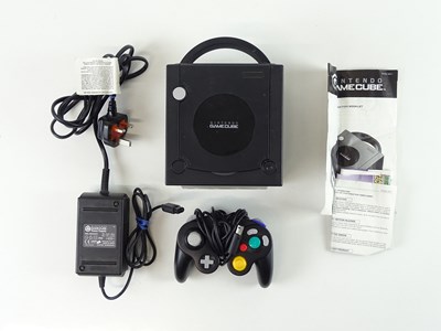 Lot 47 - Nintendo Game Cube console - released in 2001 -...