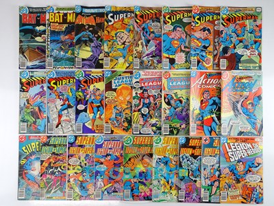 Lot 22 - DC COMIC LOT (25 in Lot) - Includes BATMAN...