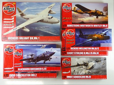 Lot 116 - A group of 1:72 scale unbuilt AIRFIX military...