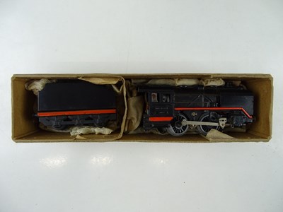 Lot 572 - A TRIX TWIN 0-4-0 Continental style steam...