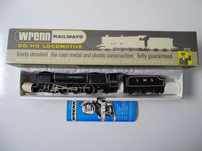 Lot 595 - A WRENN OO gauge W2227/A Class 8P steam...