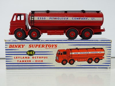 Lot 74 - A DINKY 943 Leyland Octopus tanker in Esso...