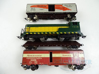 Lot 112 - A group of vintage FLESICHMANN HO gauge...