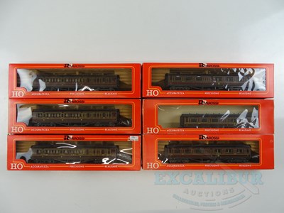 Lot 119 - A group of HO gauge RIVAROSSI British Outline...