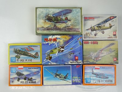 Lot 47 - A group of 1:72 scale unbuilt plastic model...