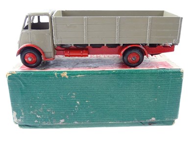Lot 119 - A DINKY SUPERTOYS 511 Guy 4-Ton Lorry, 1st...
