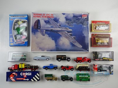 Lot 15 - A small mixed group of boxed and unboxed...