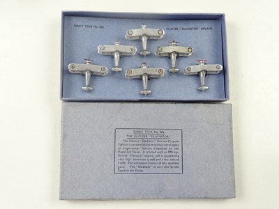 Lot 183 - A Pre-War DINKY Toys Trade Box of 6 60p...