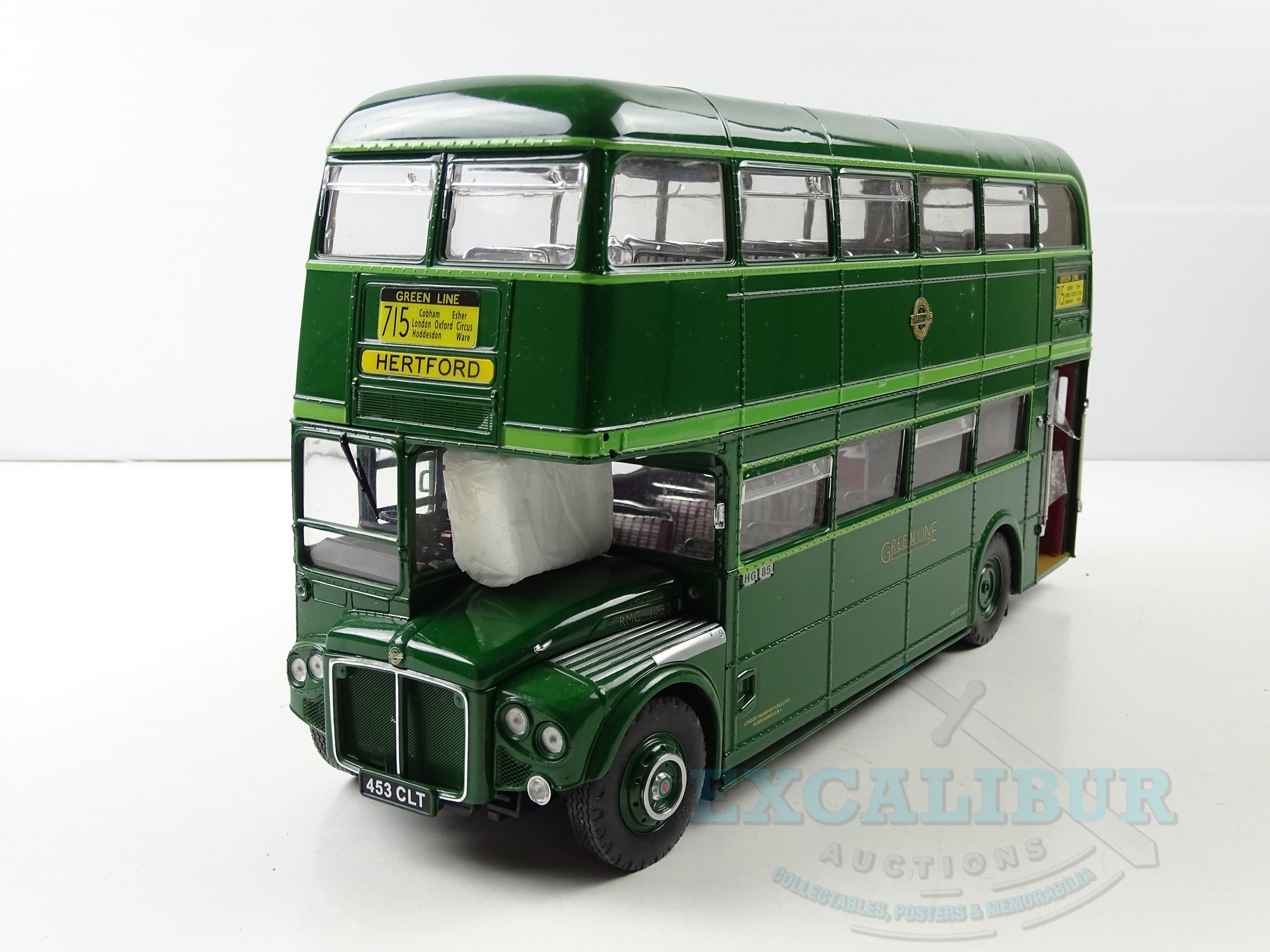 Lot 47 - A SUNSTAR 1:24 scale 2904 Routemaster bus