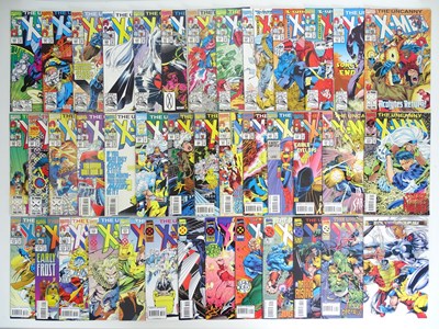 Lot 56 - UNCANNY X-MEN (40 in LOT) - (1992/1995 -...