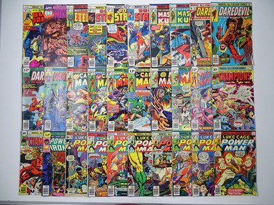 Lot 42 - MIXED MARVEL LOT (30 in Lot) - (MARVEL) -...