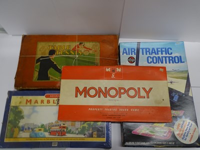 Lot 178 - A group of vintage board games to include...