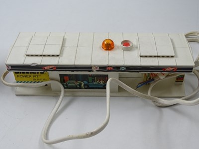 Lot 4 - A group of MATTEL Hot Wheels Sizzlers and...