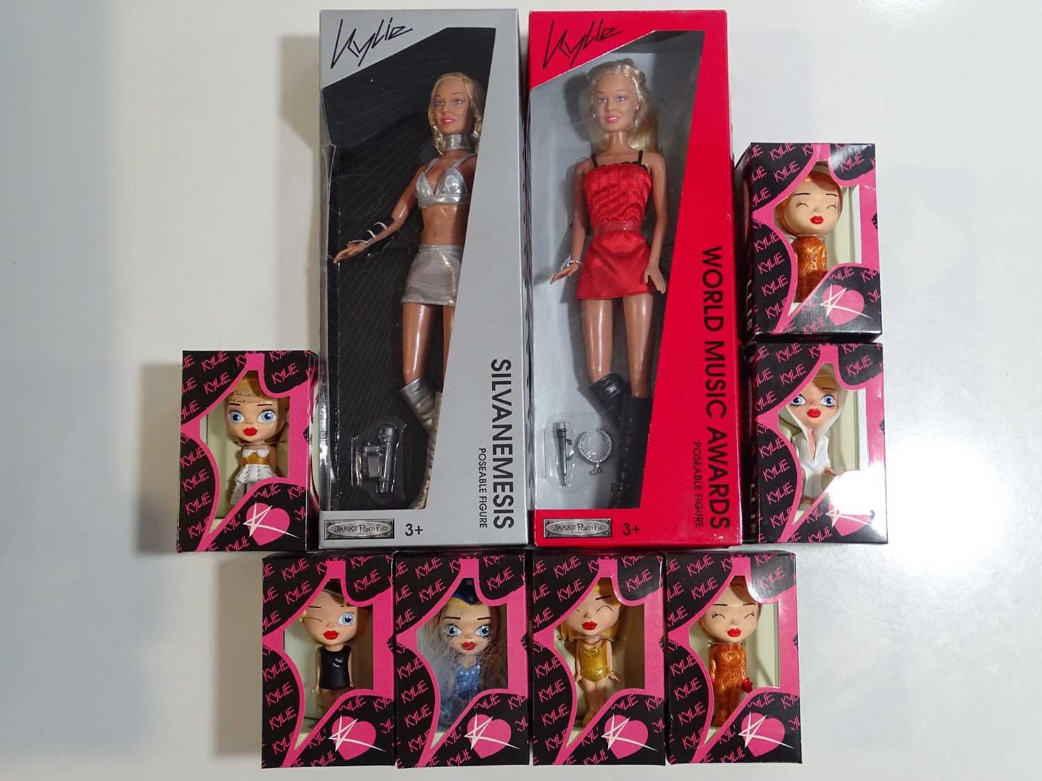 その他 No333 KYLIE MINOGUE COLLECTABLE FIGURINE Lot 492 - KYLIE MINOGUE - 2 Poseable Figures