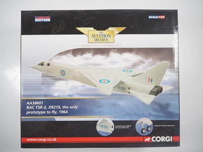 Lot 122 - A CORGI Aviation Archive 1:72 scale AA38601...