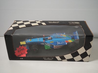 Lot 15 - A group of MINICHAMPS 1:18 scale Formula 1...