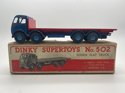 Lot 163 - A DINKY No 502 Foden Flat Truck (Type 1 Cab)-...