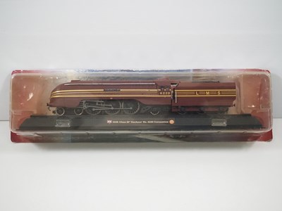 Lot 26 - A group of static 1:76 / 1:87 scale locomotive...