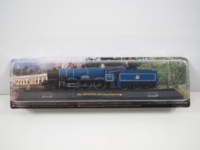 Lot 26 - A group of static 1:76 / 1:87 scale locomotive...