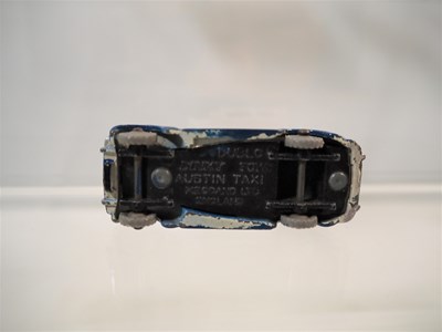 Lot 4 - A group of DUBLO DINKY cars comprising boxed...
