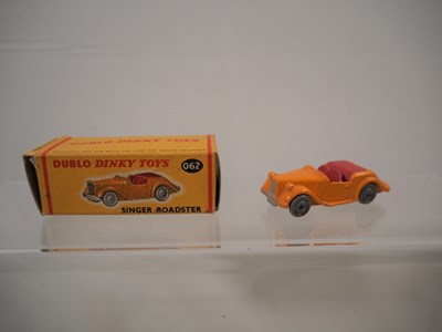 Lot 4 - A group of DUBLO DINKY cars comprising boxed...
