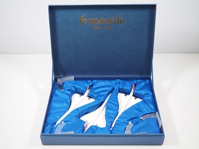 Lot 49 - A BRAVO DELTA MODELS 1:250 scale limited...