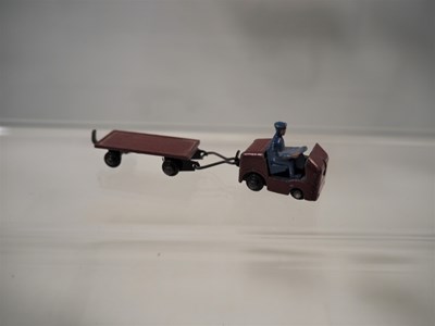 Lot 5 - A group of DUBLO DINKY vans comprising boxed...