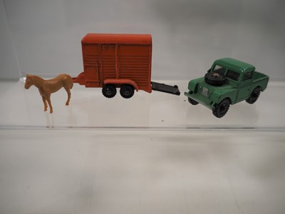 Lot 7 - A group of DUBLO DINKY vans comprising boxed...