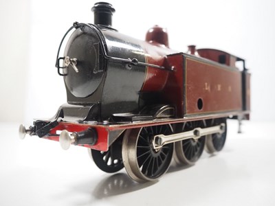 Lot 704 - A MARKLIN Gauge 1 T.M 1021 Clockwork steam...