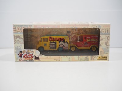 Lot 87 - A group of boxed and unboxed diecast to...