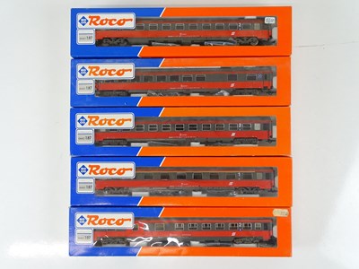 Lot 112 - A group of HO Gauge Austrian Outline passenger...