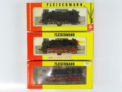 Lot 142 - A group of HO Gauge German Outline steam tank...