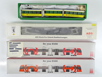 Lot 146 - A group of HO Gauge modern outline low floor...