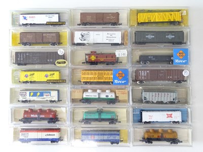 Lot 17 - A group of N Gauge American Outline freight...