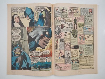 Lot 684 - BATMAN #251 (1973 - DC) - Classic Joker cover...