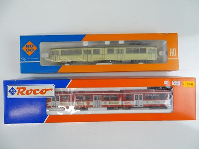 Lot 189 - A pair of HO Gauge ROCO Düwag trams comprising...