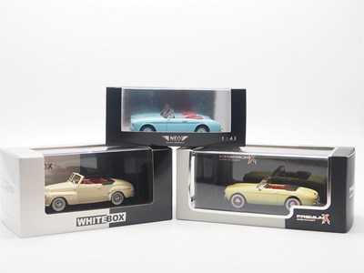 Lot 267 - A group of 1:43 scale limited edition hand...