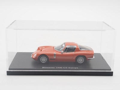 Lot 37 - A 1:43 scale AUTOCULT hand built resin model...