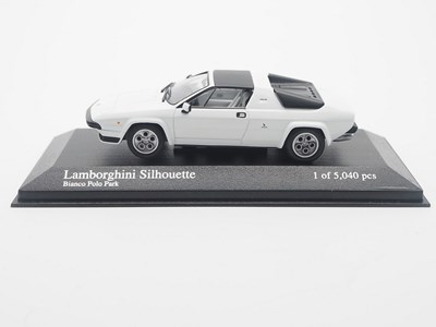 Lot 38 - A group of limited edition 1:43 scale models...